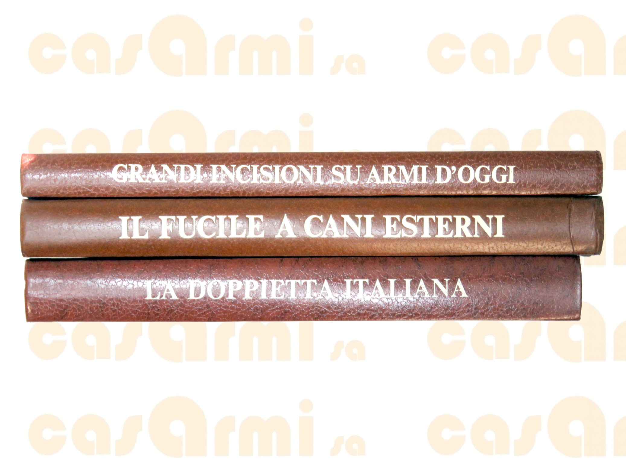  collezione 3 libri di Gianoberto Lupi: 'La doppietta italiana', ' Il fucile a cani esterni', Grandi incisioni su armi d'oggi', Editoriale Olimpia 